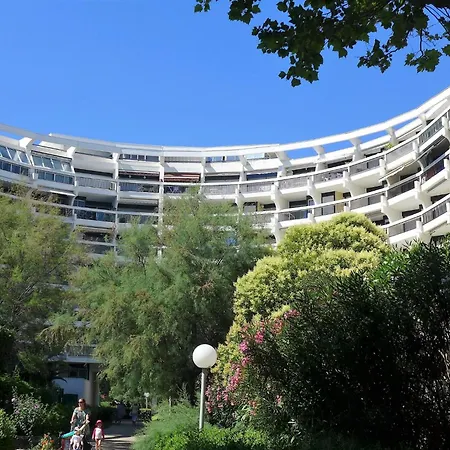 Апартаменты Ulysse Plage-5 By Interhome